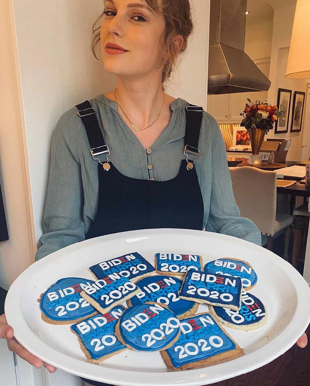 Taylor Swift with Biden 2020 cookies